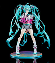Load image into Gallery viewer, PRE-ORDER Good Smile Company - Hatsune Miku with SOLWA 1/7 Scale Figure