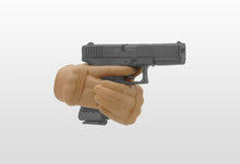 Load image into Gallery viewer, PRE-ORDER LAOP06: figma Tactical Gloves 2 - Handgun Set (Tan)