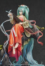 Load image into Gallery viewer, PRE-ORDER Good Smile Company - Hatsune Miku Gao Shan Liu Shui Ver. 1/7 Scale Figure