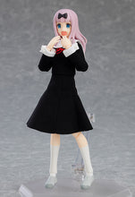 Load image into Gallery viewer, PRE-ORDER 540 figma Chika Fujiwara