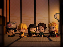 Load image into Gallery viewer, PRE-ORDER Suwarasetai Demon Slayer: Kimetsu No Yaiba - The Movie: Mugen Train Ver. (Box of 5)