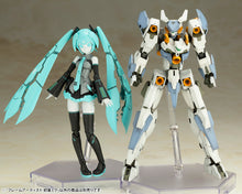 Load image into Gallery viewer, PRE-ORDER Kotobukiya Frame Artist - Hatsune Miku 1/100 Scale
