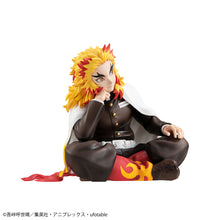 Load image into Gallery viewer, PRE-ORDER G.E.M. Series Demon Slayer: Kimetsu no Yaiba Rengoku on Palm