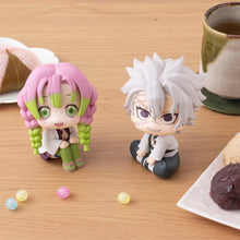 Load image into Gallery viewer, PRE-ORDER Lookup Demon Slayer: Kimetsu no Yaiba - Kanroji Mitsuri & Shinazugawa Sanemi (with bonus)