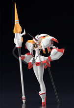 Load image into Gallery viewer, PRE-ORDER MODEROID Strelitzia
