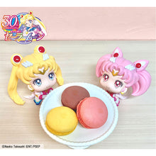 Load image into Gallery viewer, PRE-ORDER Lookup Pretty Guardian Sailor Moon - Super Sailor Moon and Super Sailor Chibi Moon with Gift