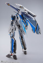 Load image into Gallery viewer, PRE-ORDER DX Chogokin VF-31AX Kairos-Plus (Hayate Immelmann) - Macross Delta Movie