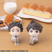 Load image into Gallery viewer, PRE-ORDER Lookup Haikyu!! - Toru Oikawa and Hajime Iwaizumi with Gift