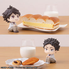 Load image into Gallery viewer, PRE-ORDER Lookup Haikyu!! - Toru Oikawa and Hajime Iwaizumi with Gift