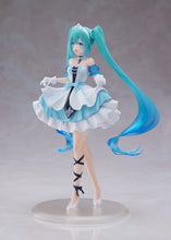Load image into Gallery viewer, PRE-ORDER Wonderland FIgure - Hatsune Miku (Cinderella Ver.)