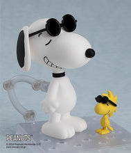 Load image into Gallery viewer, PRE-ORDER 2200 Nendoroid Snoopy
