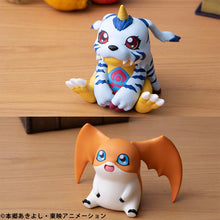 Load image into Gallery viewer, PRE-ORDER Lookup Digimon Adventure - Gabumon and Patamon with Gift
