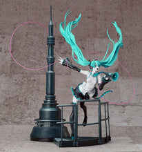 Load image into Gallery viewer, PRE-ORDER Hatsune Miku: Love is War Refined Ver. -Good Smile Company 20th Anniversary Book Set- 1/8 Scale
