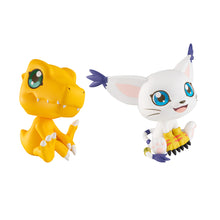 Load image into Gallery viewer, PRE-ORDER Lookup Digimon Adventure - Agumon and Tailmon with Gift
